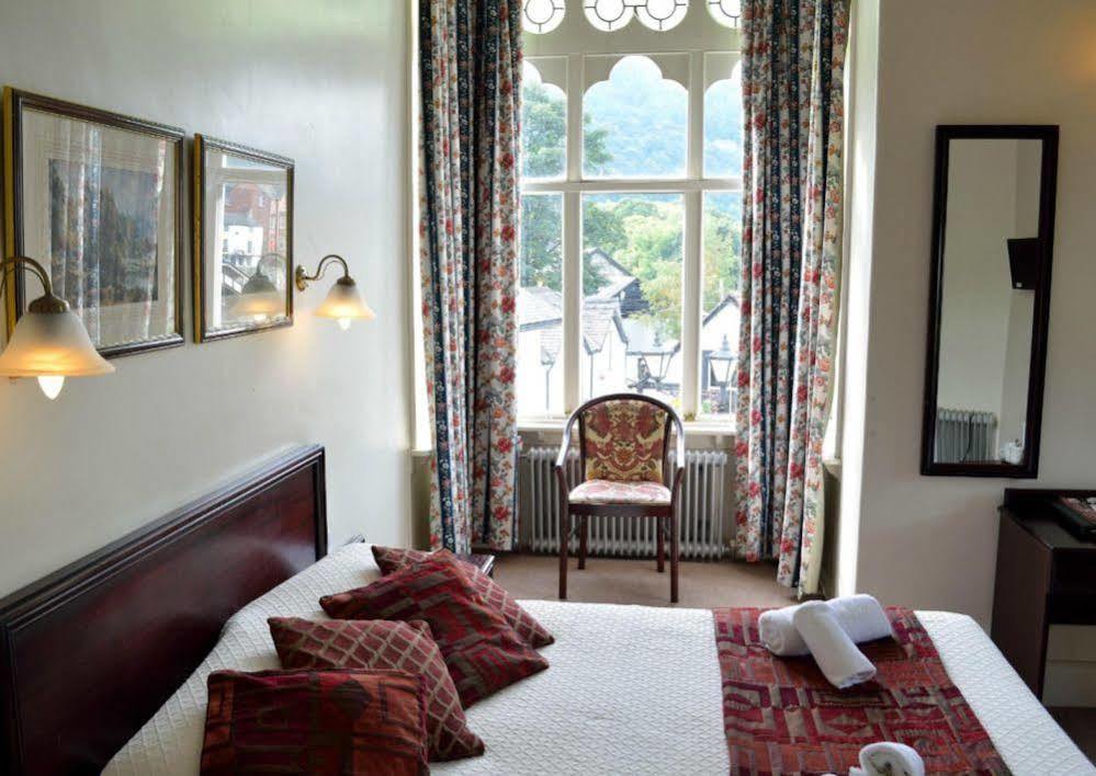 The Royal Hotel Llangollen Eksteriør billede