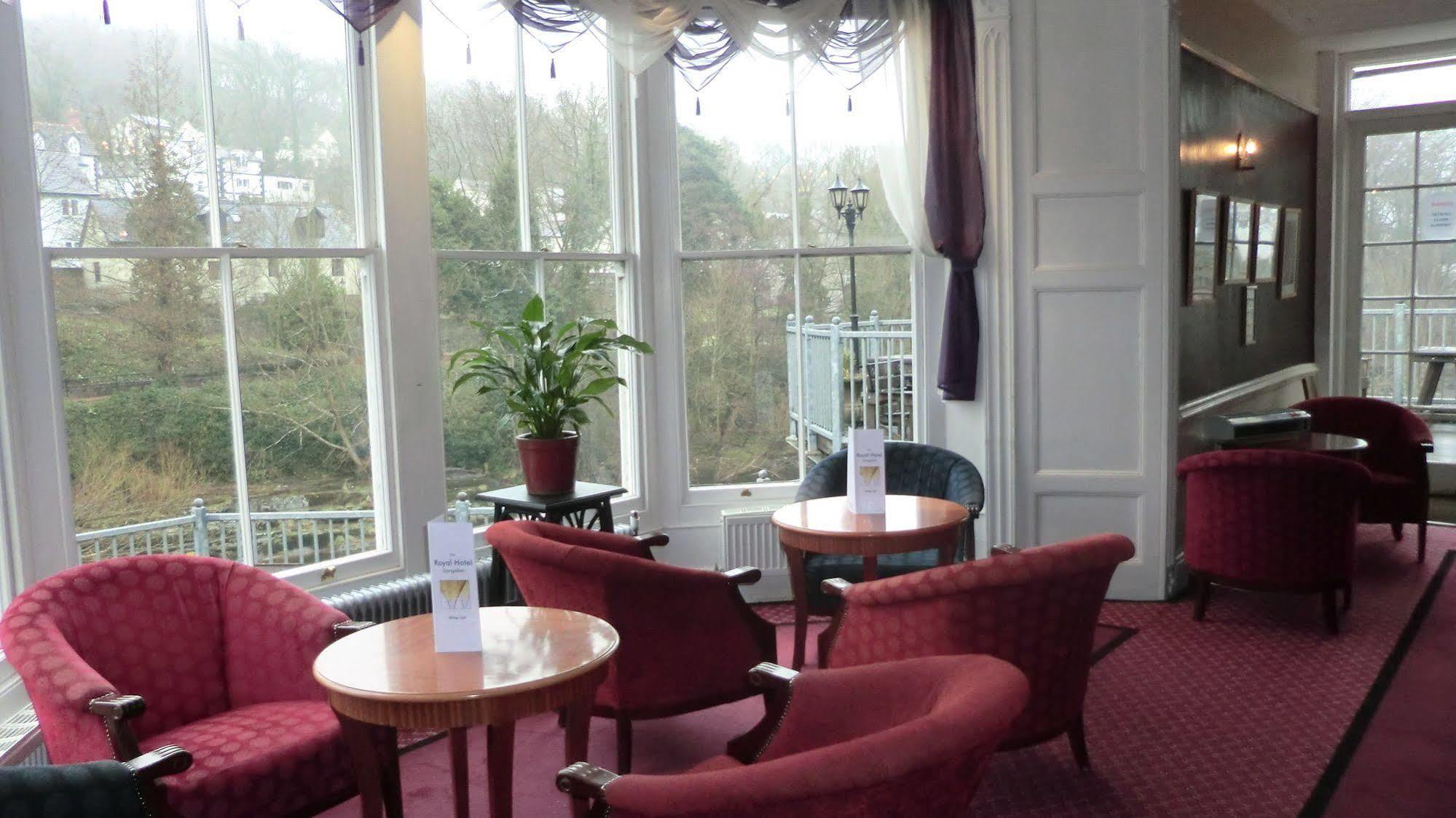 The Royal Hotel Llangollen Eksteriør billede